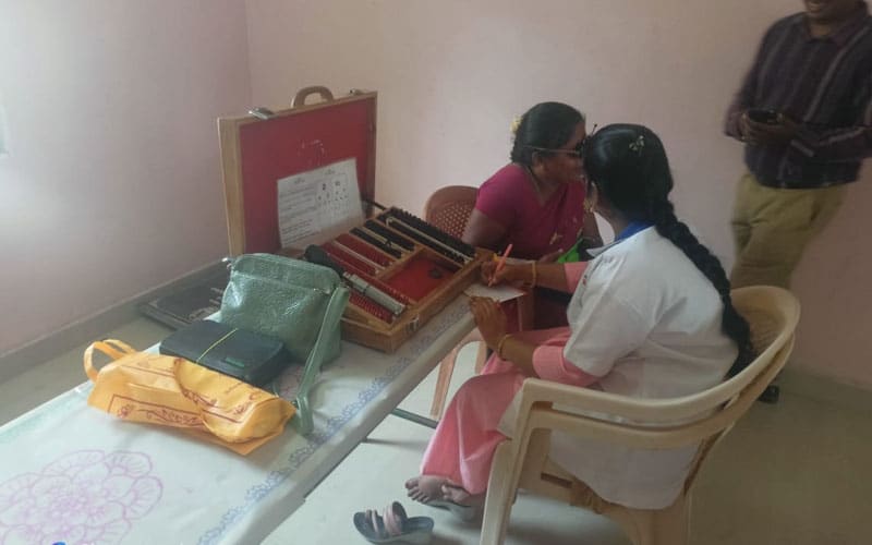 vadipatti-medical-camp-img-7