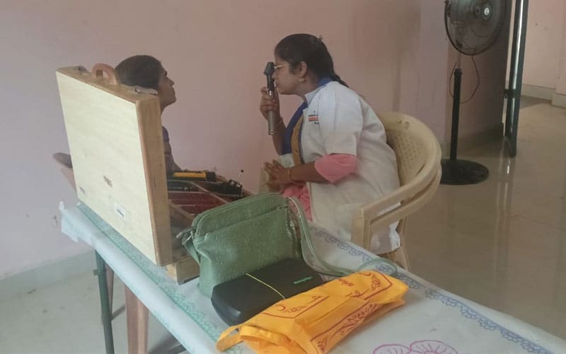vadipatti-medical-camp-img-8