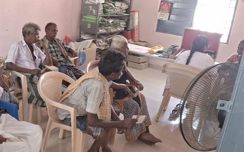 vadipatti-medical-camp-img-9